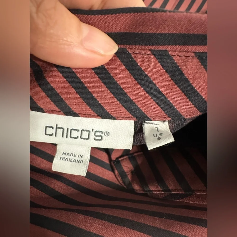 Chico’s Striped Button-Up Women's Top size 1 or Small - Picture 4 of 8